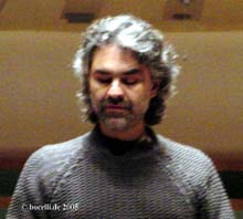 Budapest Feb. 2005, copyright www.bocelli.de