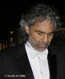 Udine, 29. 7. 2006, thanks to Astrid! � bocelli.de 2006