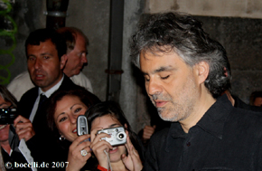 Catania, Teatro Bellini, 4.Mai 2007, photo www.bocelli.de