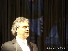 US Tour June 09, Mohegan Sun Arena, photo thanks to Gloria!