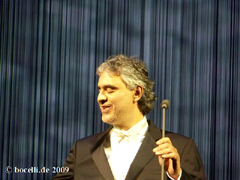 US Tour June 09, Mohegan Sun Arena, photo thanks to Gloria!
