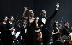 Seoul, 4.5.10 ,  photo Luca Rossetti for Almud Edizioni Musicali, all rights reserved